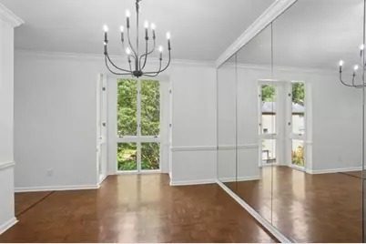 49 Willow Glen, Atlanta, GA 30342 - Photo 12