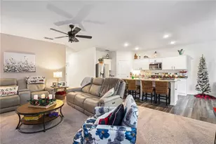 101 Carnaby St, Winder, GA 30680 - Photo 8