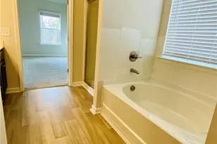 5101 Woodline View Cir, Auburn, GA 30011 - Photo 16