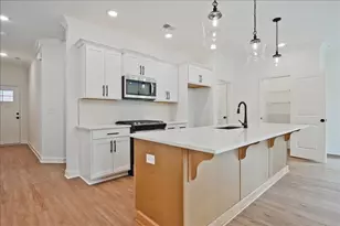 664 Sunstone Ln, Lawrenceville, GA 30043 - Photo 16