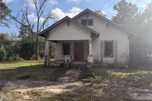 320 W Magnolia St, Fitzgerald, GA 31750 - Photo 1