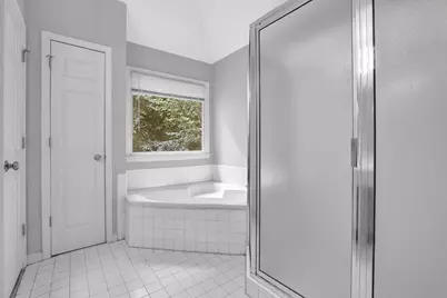 6708 Thornwood Court, Flowery Branch, GA 30542 - Photo 22