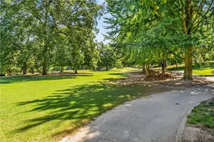 1055 Piedmont Ave NE, Atlanta, GA 30309 - Photo 36