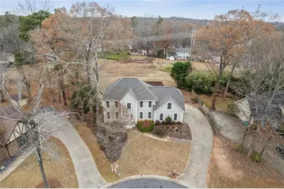 808 Valbrook Court SW, Lilburn, GA 30047 - Photo 32