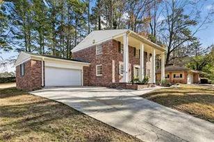 1840 SW King Alfred Dr SW, Atlanta, GA 30331 - Photo 2