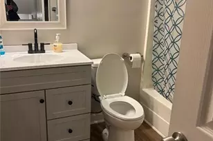 6354 Shannon Pkwy, Union City, GA 30291 - Photo 16