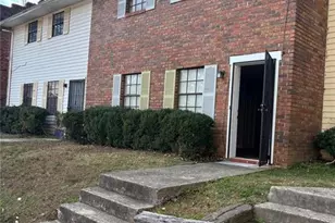 6354 Shannon Pkwy, Union City, GA 30291 - Photo 2