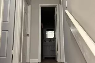 6354 Shannon Pkwy, Union City, GA 30291 - Photo 6