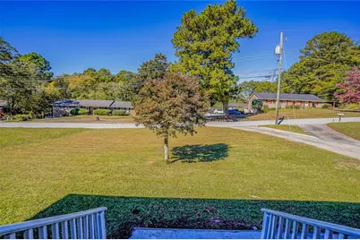 2877 Whispering Hills Drive, Atlanta, GA 30341 - Photo 18