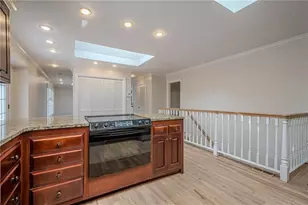 45 Brandon Ridge Dr, Atlanta, GA 30328 - Photo 26