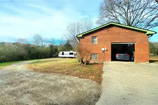 2070 Kingston Hwy, Rome, GA 30161 - Photo 2