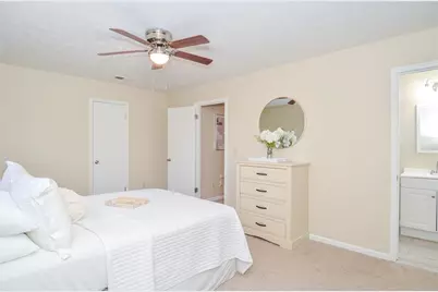 3173 Falconhurst Drive SW, Lilburn, GA 30047 - Photo 32