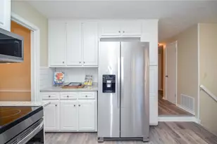 3173 Falconhurst Dr SW, Lilburn, GA 30047 - Photo 14