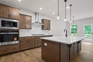 6402 Sycamore Dr, Hoschton, GA 30548 - Photo 8