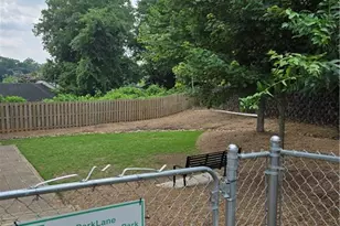 2479 Peachtree Rd NE, Atlanta, GA 30305 - Photo 12