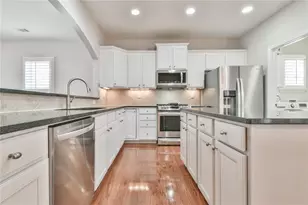 5921 Bellflower Way, Hoschton, GA 30548 - Photo 4