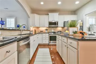 5921 Bellflower Way, Hoschton, GA 30548 - Photo 8