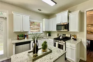 110 Heritage Club Cir, Dallas, GA 30132 - Photo 12