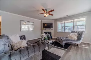 17 Mulberry Bush Dr, Loganville, GA 30052 - Photo 4