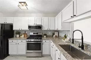 3284 Long Iron Pl, Lawrenceville, GA 30044 - Photo 4