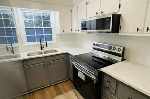 2 Chaumont Square NW, Atlanta, GA 30327 - Photo 8