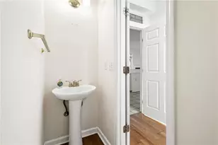 215 Shoreline Dr, Fayetteville, GA 30215 - Photo 8