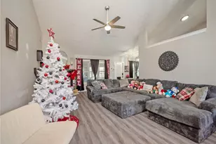 160 Glenn Fuller Cir, Commerce, GA 30529 - Photo 6