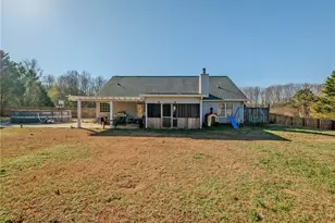 160 Glenn Fuller Cir, Commerce, GA 30529 - Photo 4