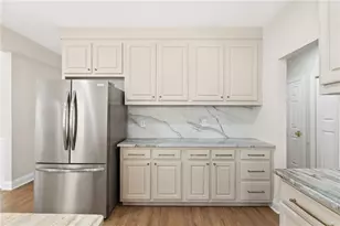 534 Emerald Lake Ln, Sugar Hill, GA 30518 - Photo 12