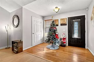 408 Strathmore Dr, Sharpsburg, GA 30277 - Photo 4