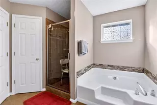 408 Strathmore Dr, Sharpsburg, GA 30277 - Photo 22