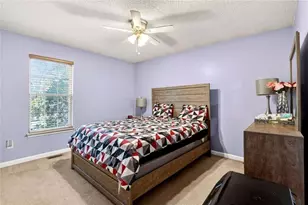 408 Strathmore Dr, Sharpsburg, GA 30277 - Photo 8