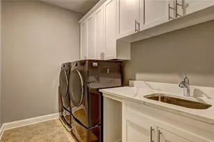 4527 Bridgeway Rd, Atlanta, GA 30331 - Photo 12