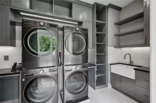 4725 Northside Dr, Sandy Springs, GA 30327 - Photo 44