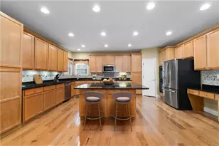 3717 Shady Maple Dr, Stonecrest, GA 30038 - Photo 4