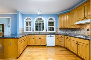 1191 Lake Washington Dr, Lawrenceville, GA 30043 - Photo 10