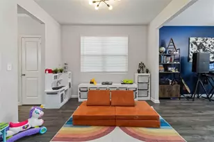 6048 Providence Dr, Union City, GA 30291 - Photo 10