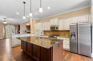 427 Alderwood St, Atlanta, GA 30328 - Photo 8