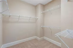427 Alderwood St, Atlanta, GA 30328 - Photo 24