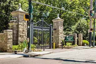 2067 Telfair Circle, Atlanta, GA 30324 - Photo 10