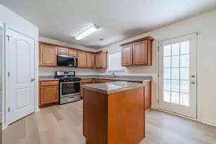 4523 Grove Lake St, Loganville, GA 30052 - Photo 10