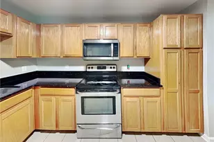 1020 Camelot Dr, Atlanta, GA 30349 - Photo 6