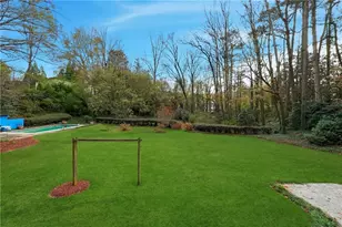 956 W Wesley Rd NW, Atlanta, GA 30327 - Photo 6