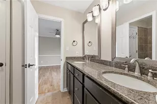 10685 Oxford Mill Cir, Alpharetta, GA 30022 - Photo 30