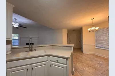 530 Oxford Ridge, Winder, GA 30680 - Photo 4