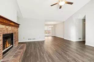 4675 Creek Bluff Dr, Sugar Hill, GA 30518 - Photo 6