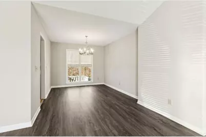 4675 Creek Bluff Drive, Sugar Hill, GA 30518 - Photo 10