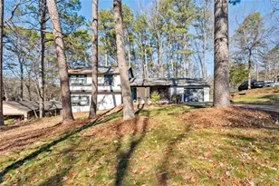 778 Brownlee Ln, Lawrenceville, GA 30044 - Photo 6