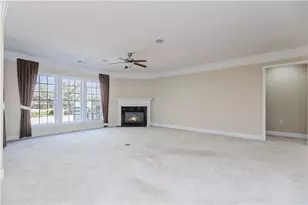 115 Creekside Ct, Griffin, GA 30223 - Photo 8