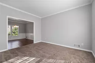 680 Somerset Vale Dr, Lawrenceville, GA 30044 - Photo 6